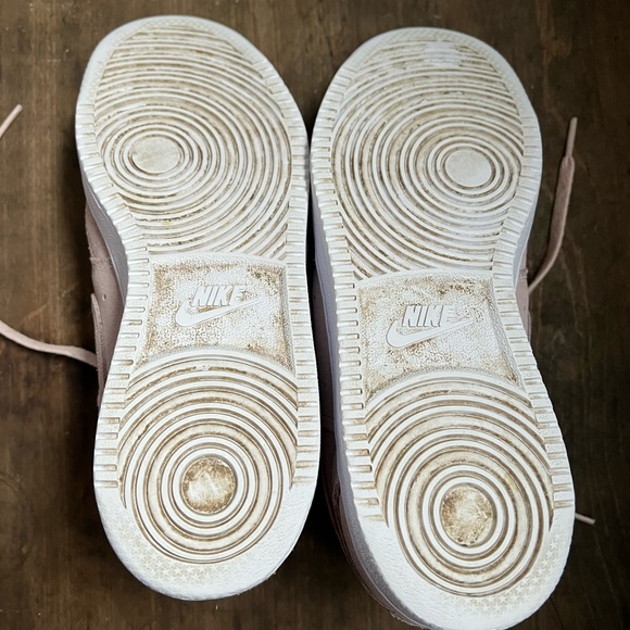 Nike Court Vision Low Sneakers, Women’s Size 7 - Picture 5 of 10